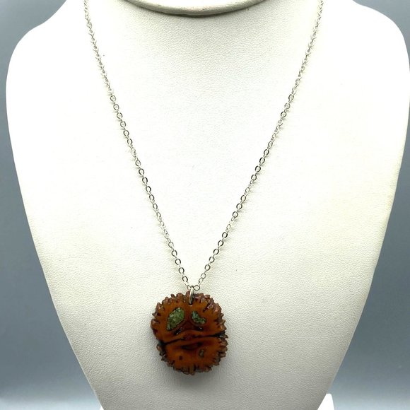 Vintage Walnut Slice Pendant with Crushed Green Stone Filler, Unique Botanical - Picture 1 of 4